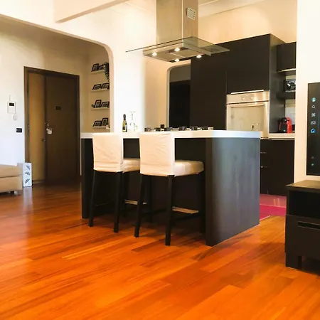 Urbanhome, Ready To Visit Rome! Apartman *